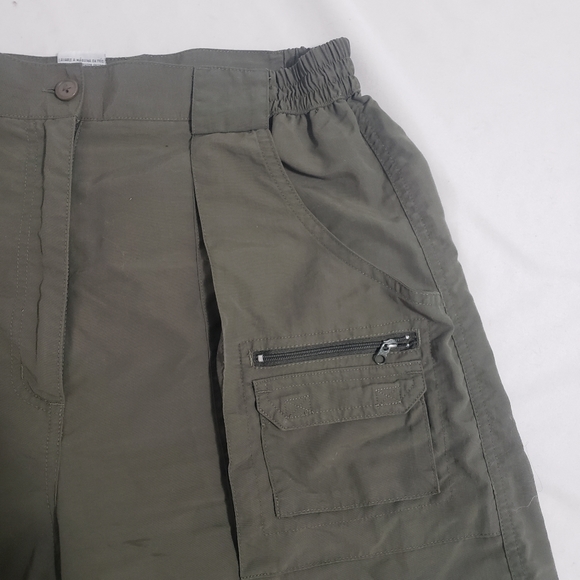 🛍FREEW/PURCHASE🛍Army Green Cargo Shorts - Picture 6 of 9
